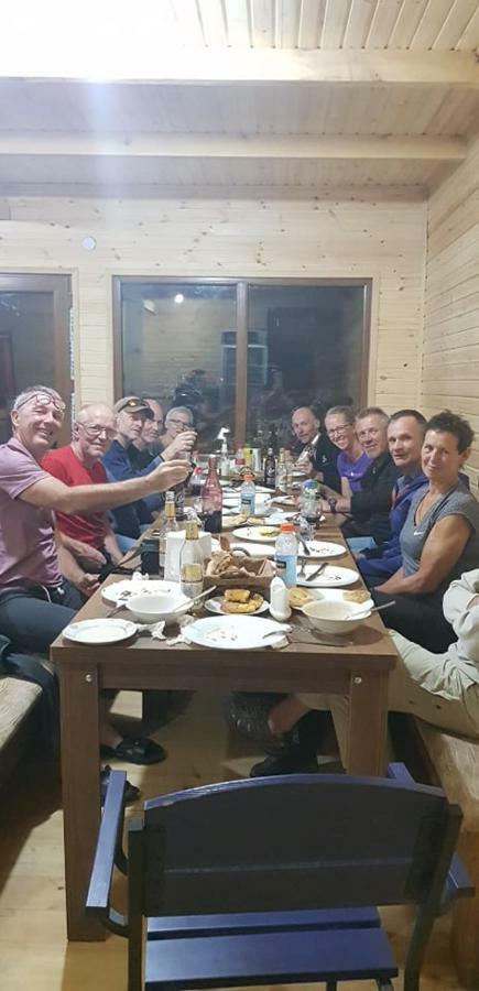 Chazhashi Guesthouse Usguli Kültér fotó